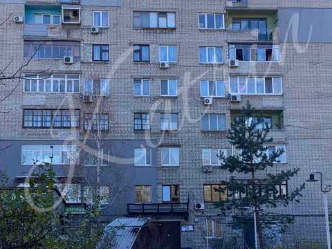 комната по адресу Молодогвардійська, 24