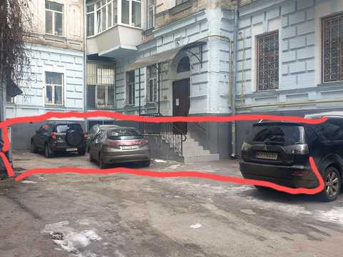 комерційна за адресою Саксаганського вул.
