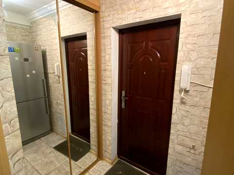 квартира за адресою Космічна вул., 5