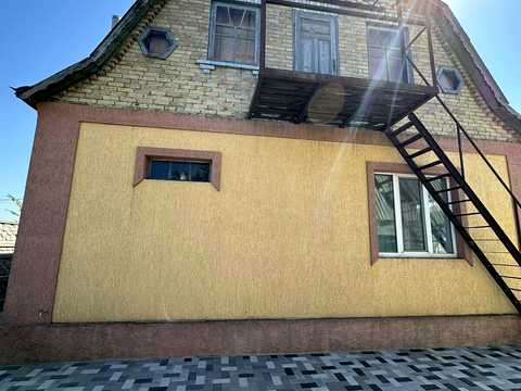 будинок за адресою Дачна, 10
