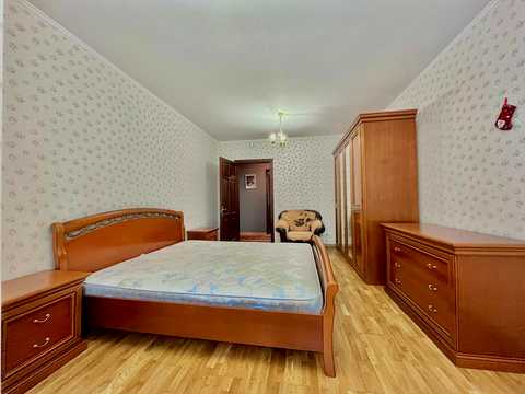 квартира за адресою Василя Тютюнника вул. (Анрі Барбюса), 40