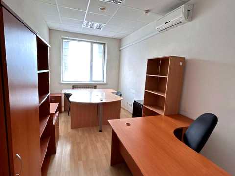 коммерческая по адресу Николая Михновского бульв. (Дружбы народов), 38
