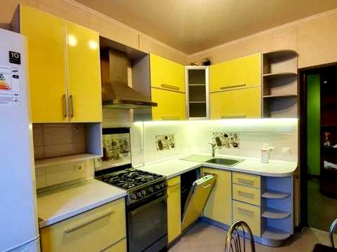 квартира по адресу Метростроителей ул., 11