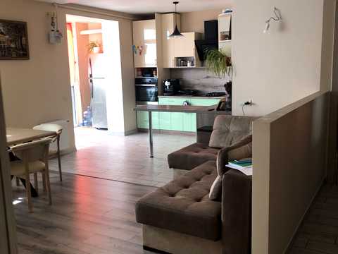 квартира за адресою Новочерчицька, 5