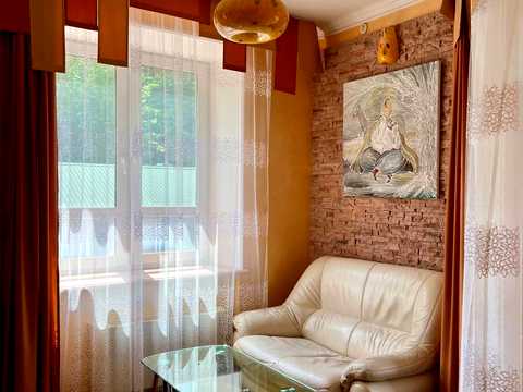 комерційна за адресою Курортна, 19