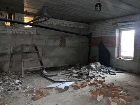 комерційна за адресою Барабашова вул., 32