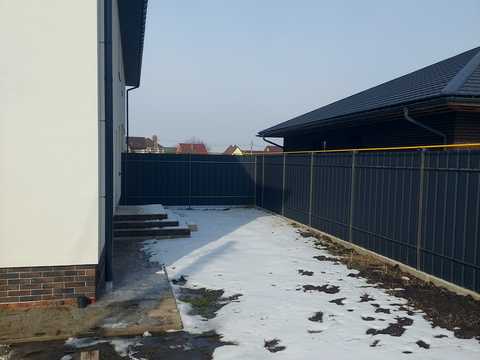 дом по адресу Патріотів України, 1