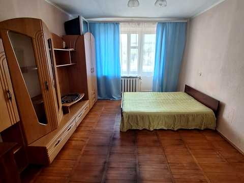 квартира за адресою Героїв Майдану вул. (Червоноармійська), 172