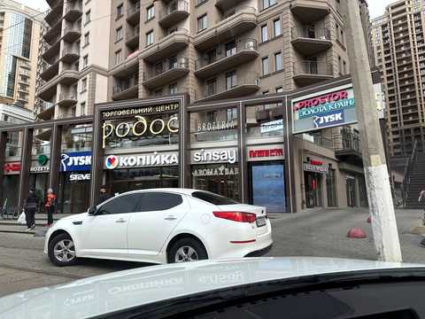паркомісце за адресою Одеса, Генуезька вул., 1-Е