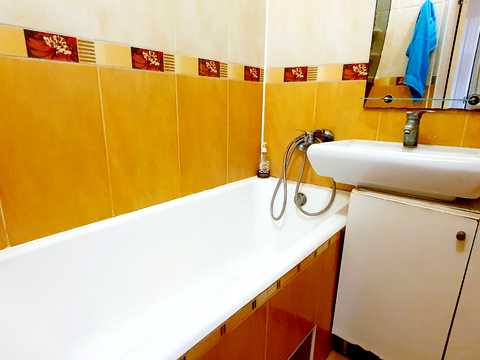 квартира за адресою Грушевського вул., 82