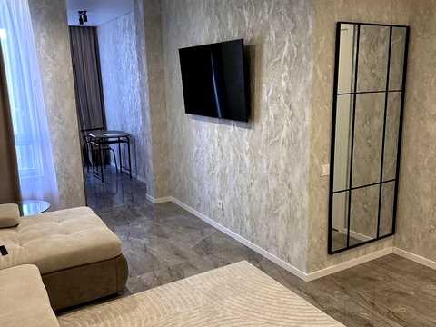 квартира за адресою Космічна вул., 5