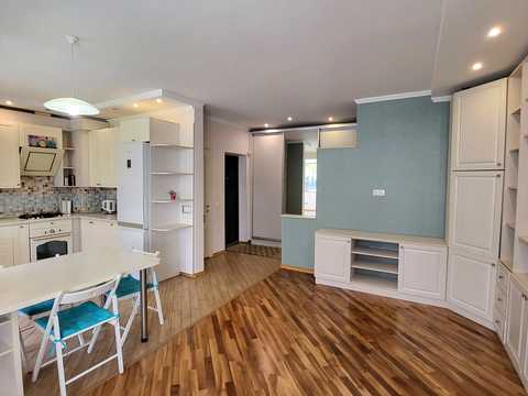 квартира за адресою вулиця Кутузова, 4