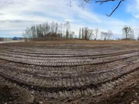 участок по адресу Автошлях М-06