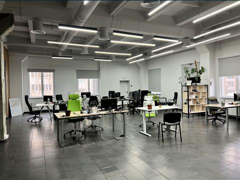 комерційна за адресою Князів Острозьких вул. (Московська), 23