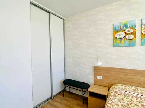 квартира за адресою Практична вул., 1