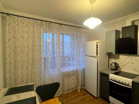 квартира за адресою Пантелеймона Куліша вул. (Челябінська), 17