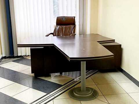 коммерческая по адресу Николая Михновского бульв. (Дружбы народов), 38