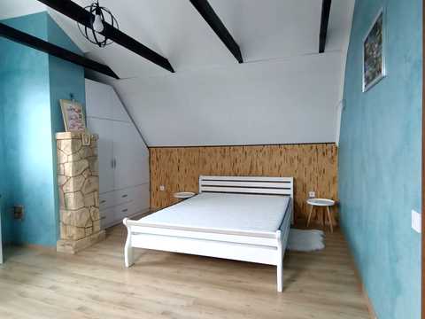 будинок за адресою ВИШНЕВА, 23