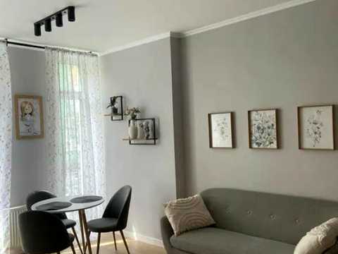 квартира за адресою Регенераторна вул., 4