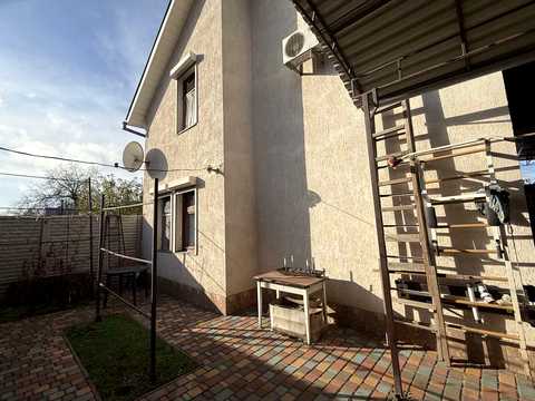 будинок за адресою 11 Лінія вул., 4