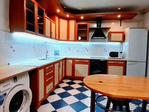 квартира за адресою Вишняківська вул., 7-Б