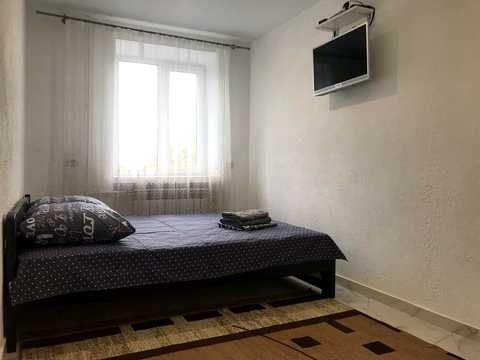 квартира за адресою Кам'янецька вул., 105