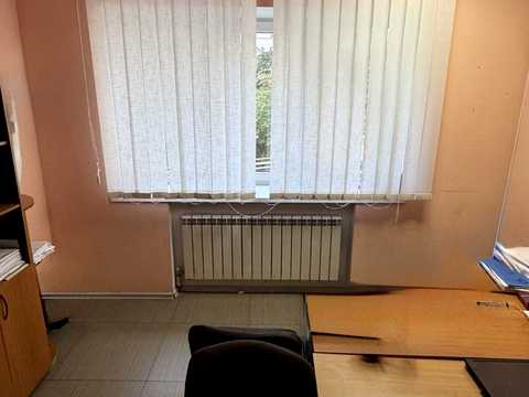 комерційна за адресою Володимира Моссаковського вул. (Клари Цеткін), 1