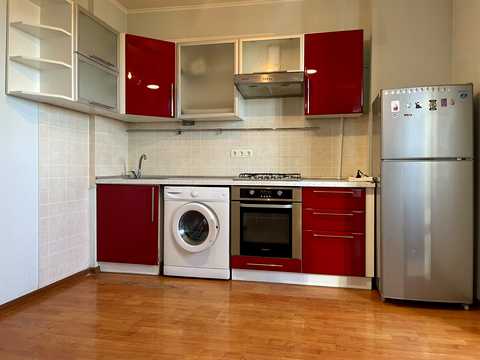 квартира за адресою Сухумська вул., 24