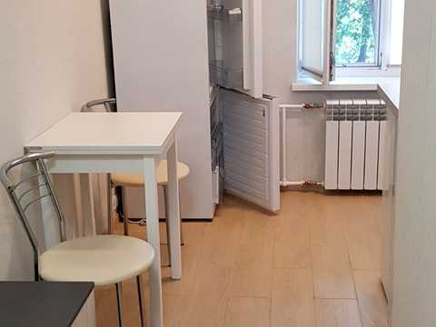 квартира за адресою Романа Ратушного вул. (Волгоградська), 16