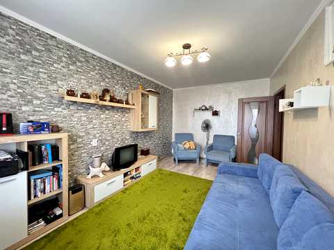 квартира за адресою Коновальця Євгена вул., 7
