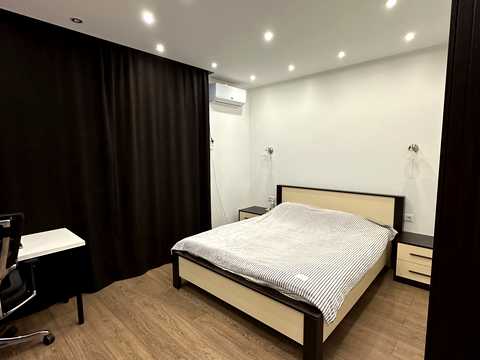 квартира за адресою Практична вул., 1