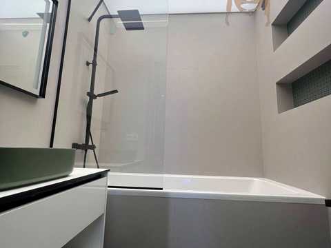 квартира за адресою Салютна вул., 2к1