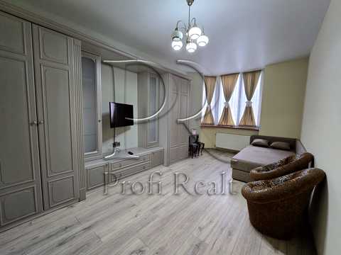 квартира за адресою Абрикосова вул., 5-А