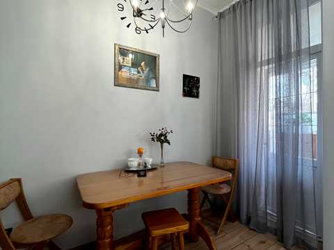квартира за адресою Чернігів, Борисоглібська вул. (Серьожнікова), 6