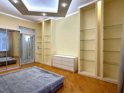 квартира за адресою Французький бульв., 11а