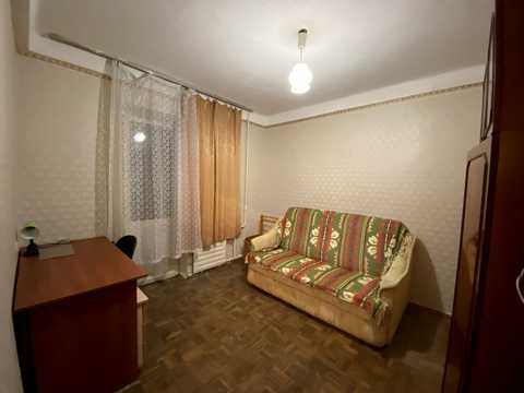 квартира за адресою Богатирська вул., 14
