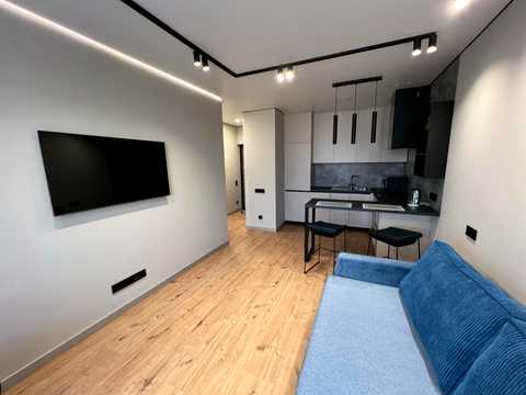 квартира за адресою Салютна вул., 2к16