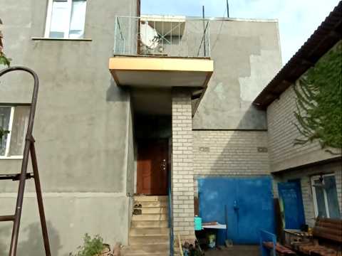 дом по адресу Центральна, 1а