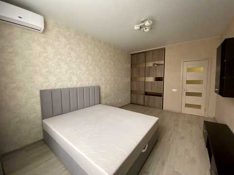 квартира за адресою Юнацька вул., 2