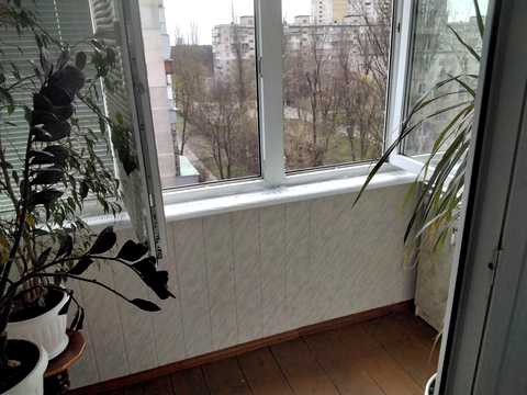 квартира за адресою Космонавта Поповича вул. (Космонавта Волкова), 20-А