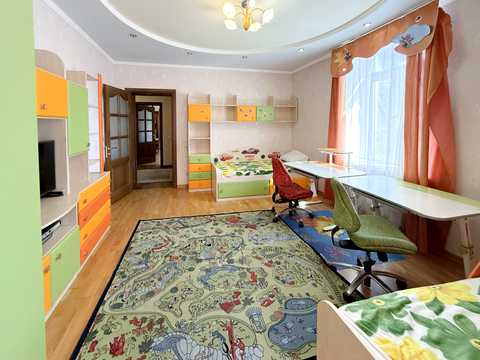 квартира за адресою Рея Бредбері вул., 6