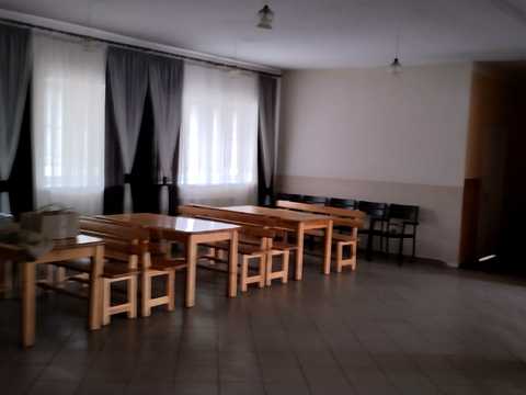 комерційна за адресою Центральна, 1