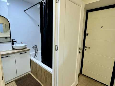квартира за адресою Донецька вул., 53