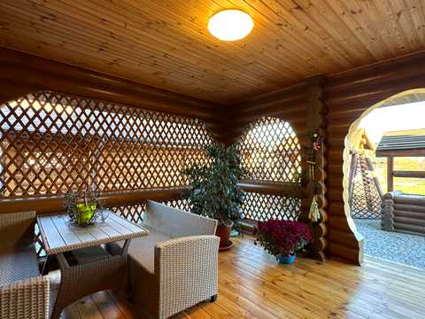 будинок за адресою с. Зарічани, Броварська, 2