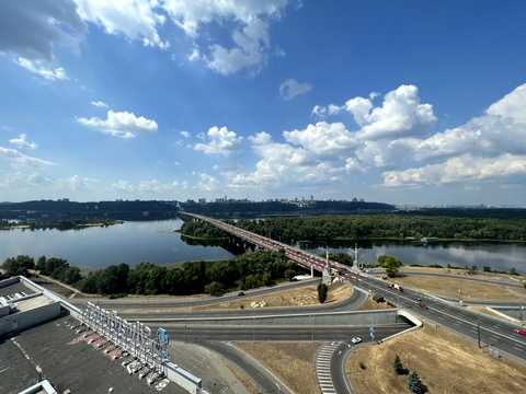 квартира по адресу Днепровская набережная ул., 1