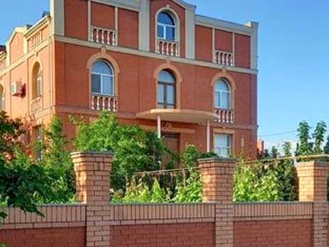 дом по адресу Петра Лещенко ул. (Комінтерну), 36/38