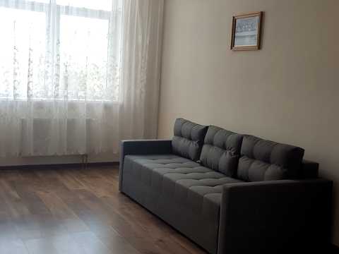 квартира по адресу Сім'ї Кульженків ул. (Петра Дегтяренка), 35