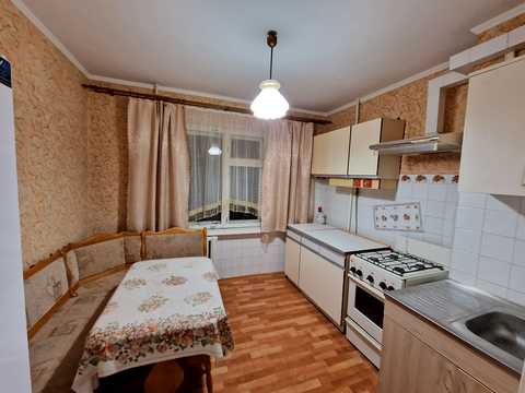 квартира за адресою Івана Миколайчука вул., 16