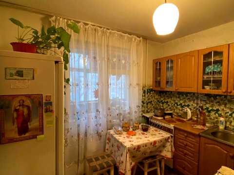 квартира за адресою вул. Руставі, 13