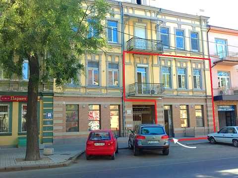 комерційна за адресою Велика Арнаутська вул., 121